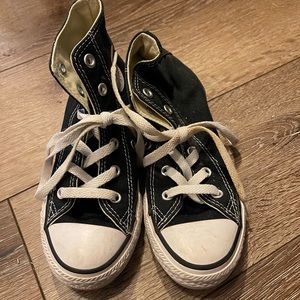 High top black kids converse